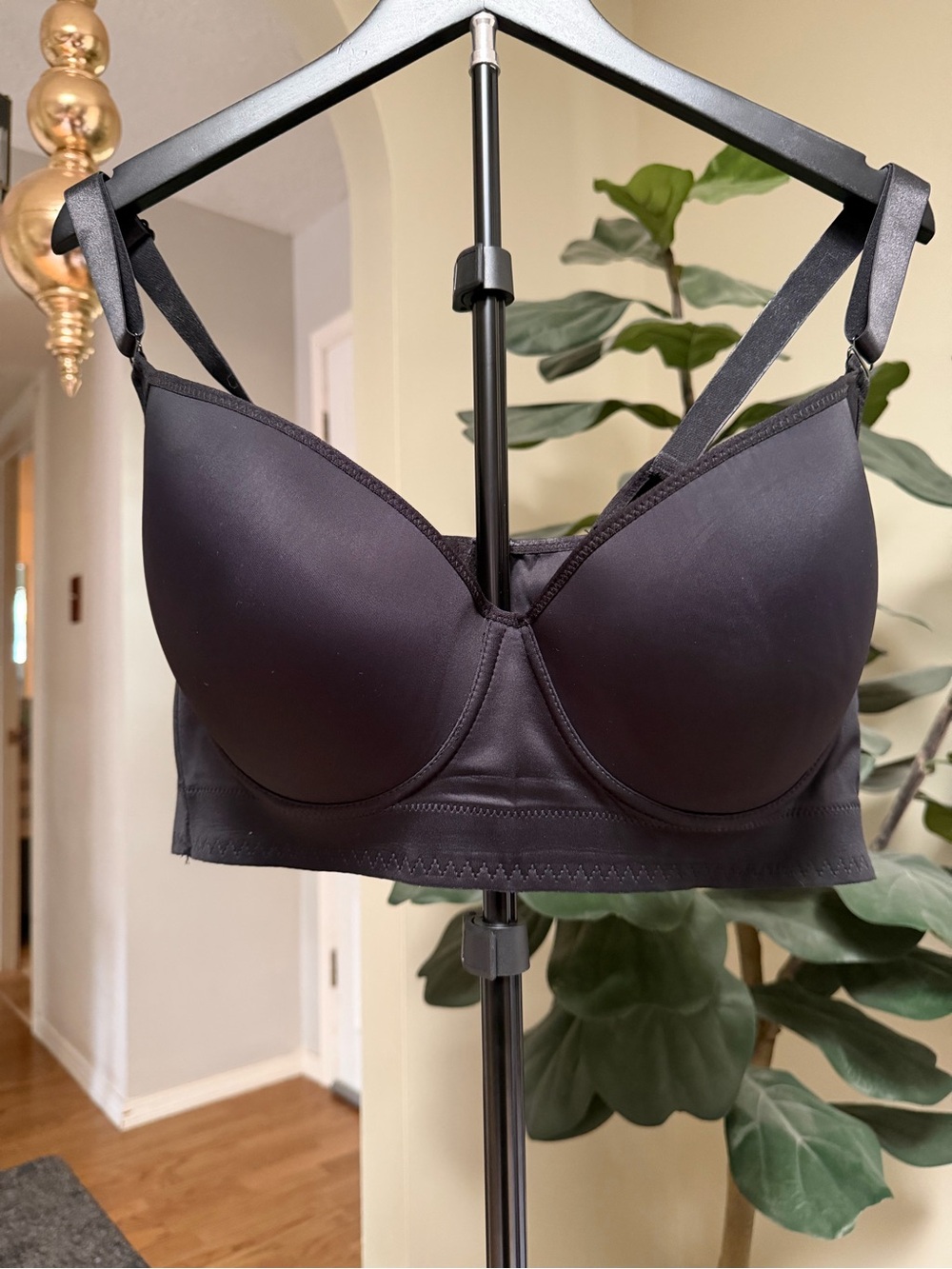 Secure Seamless Black Longline T-Shirt Bra